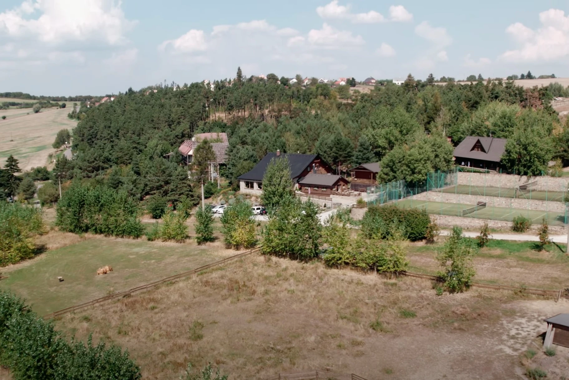 U srubu Újezd u Boskovic