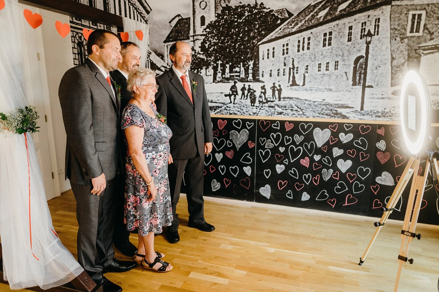 Instax nebo fotobudka do fotokoutku? - foto 2