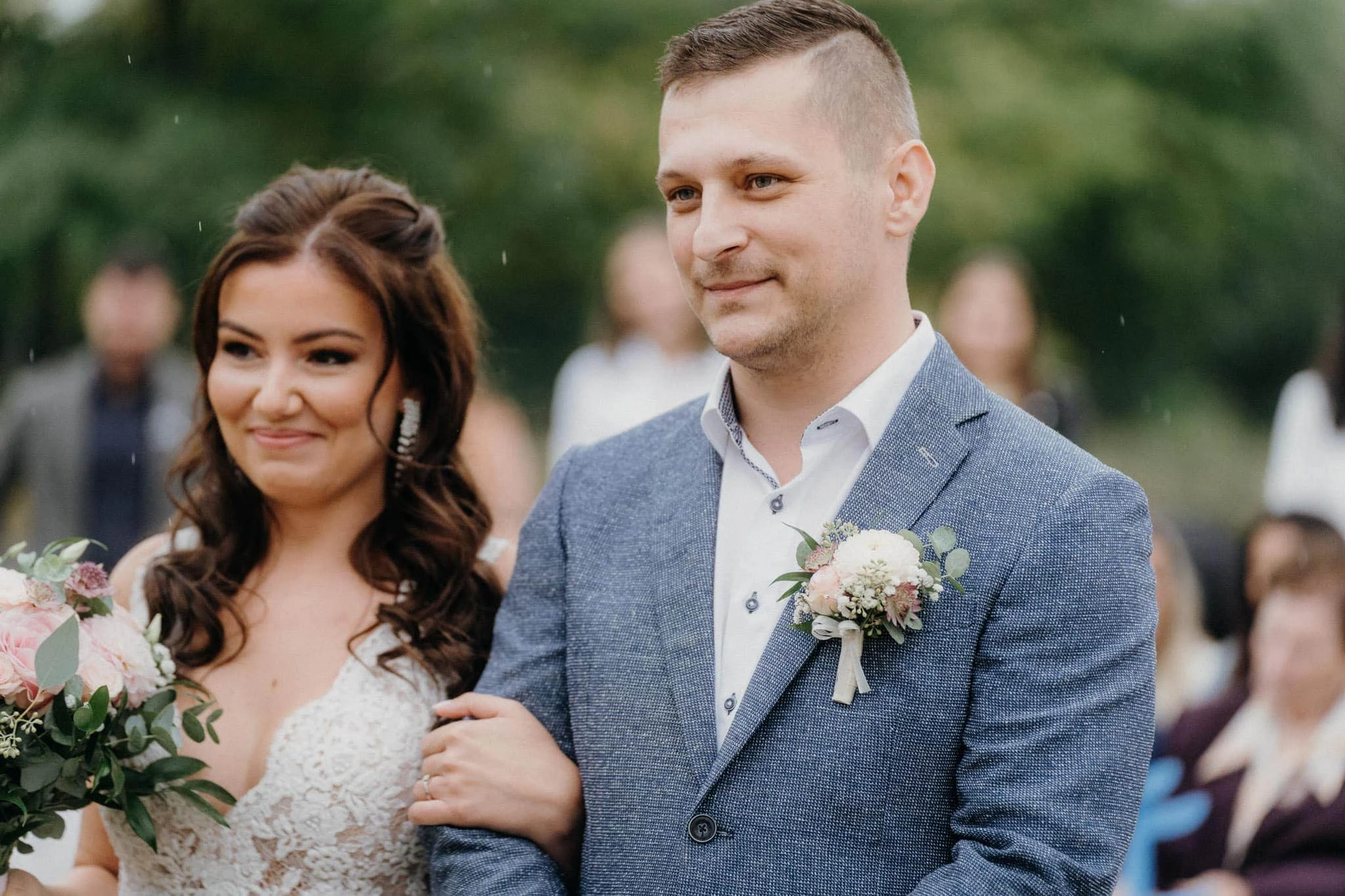 Svatba Stodola v&nbsp;meruňkovém sadu - foto 61