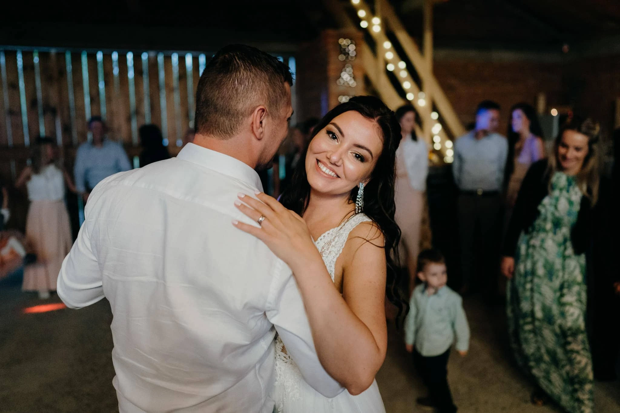 Svatba Stodola v&nbsp;meruňkovém sadu - foto 24