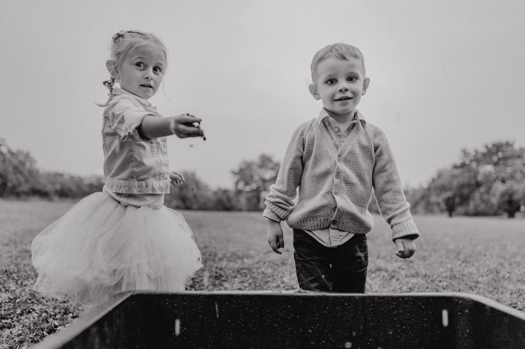 Svatba Stodola v&nbsp;meruňkovém sadu - foto 18