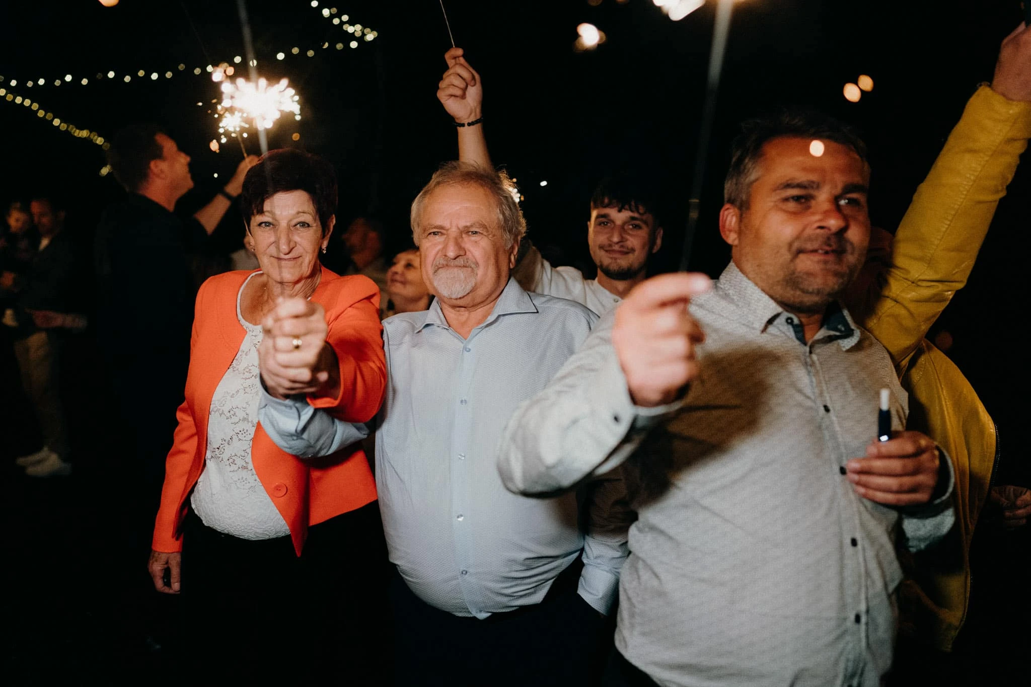 Svatba Stodola v&nbsp;meruňkovém sadu - foto 3