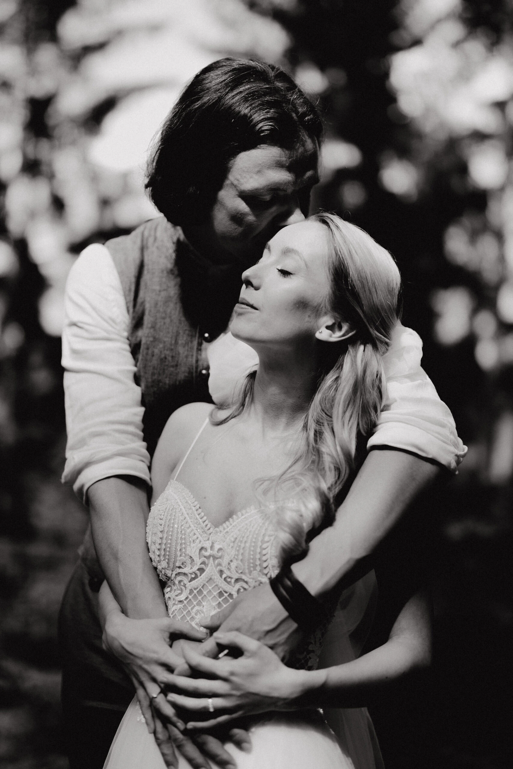 Svatba na samotě u&nbsp;lesa - foto 6