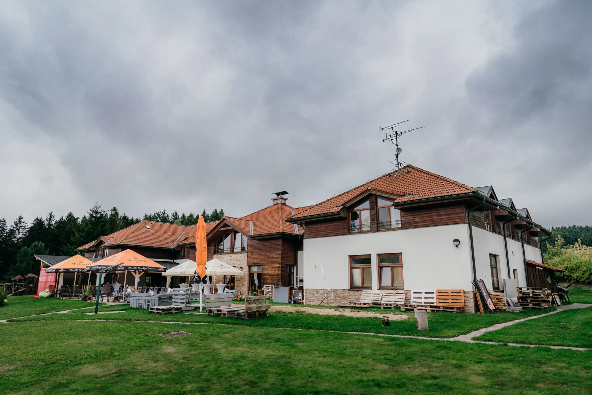 Svatba Borovinka Les Resort - foto 57