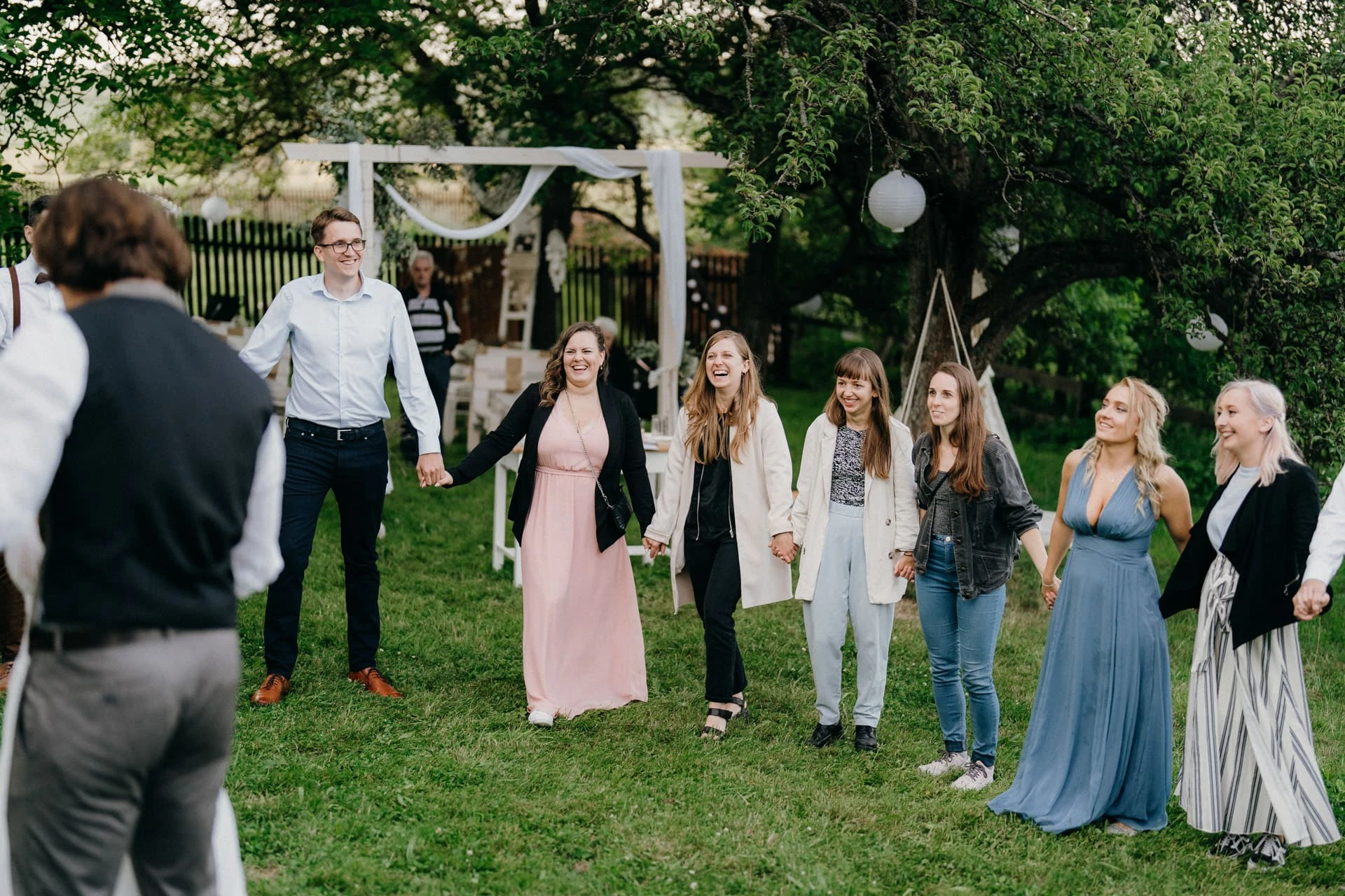 Svatba na samotě u&nbsp;lesa - foto 25