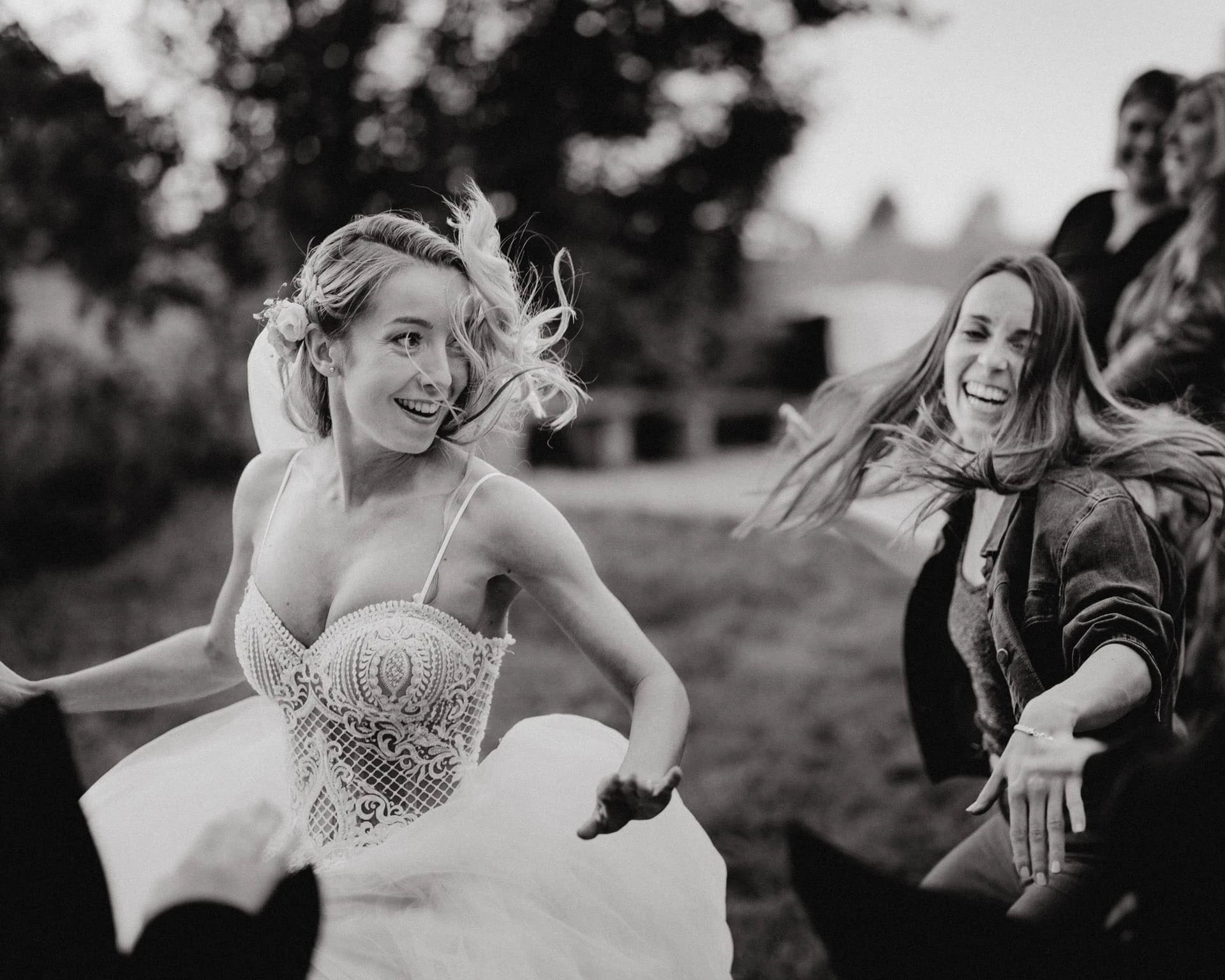 Svatba na samotě u&nbsp;lesa - foto 20