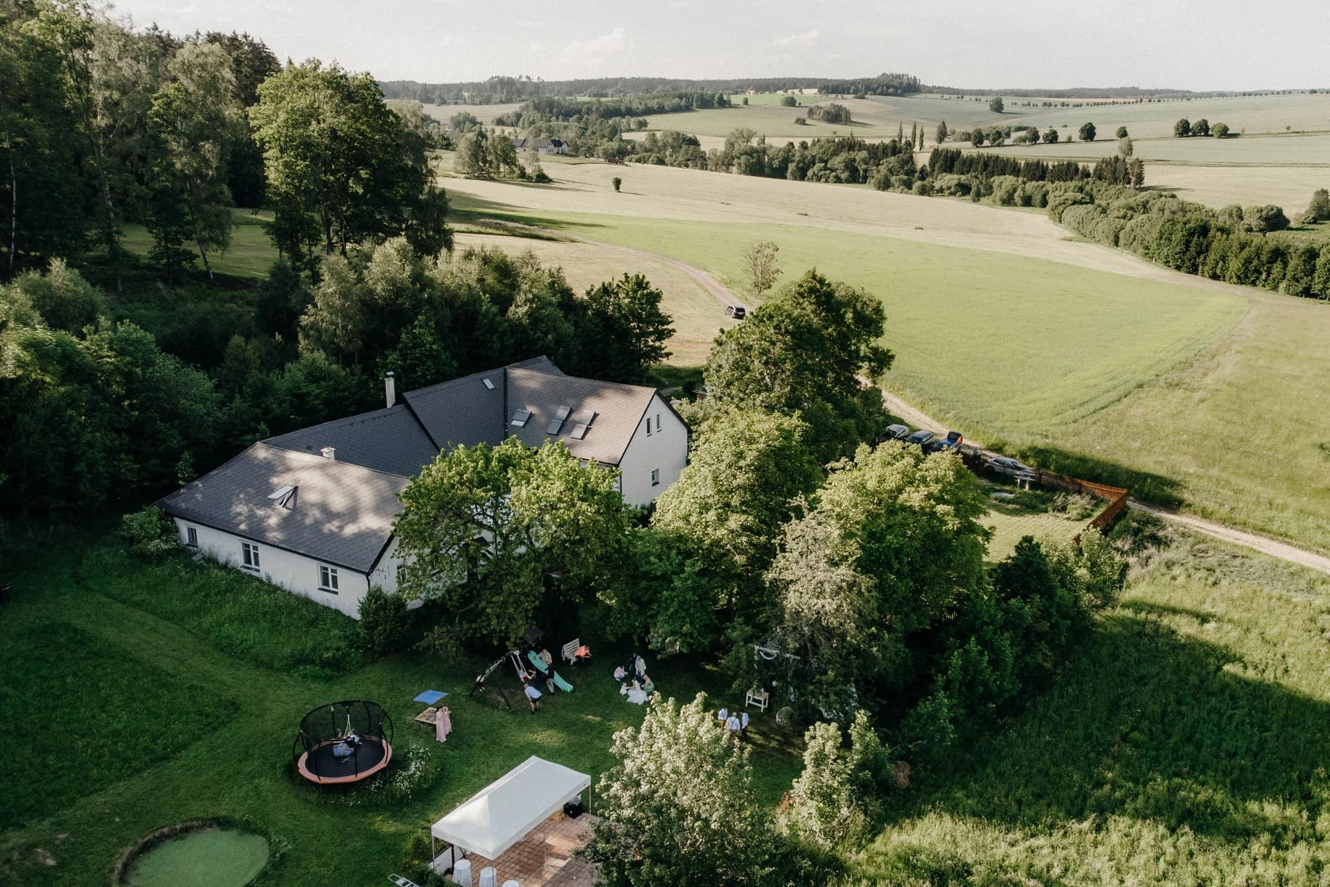 Svatba na samotě u&nbsp;lesa - foto 148