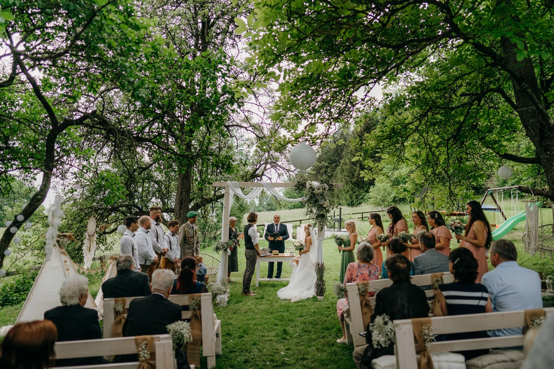 Svatba na samotě u&nbsp;lesa - foto 109