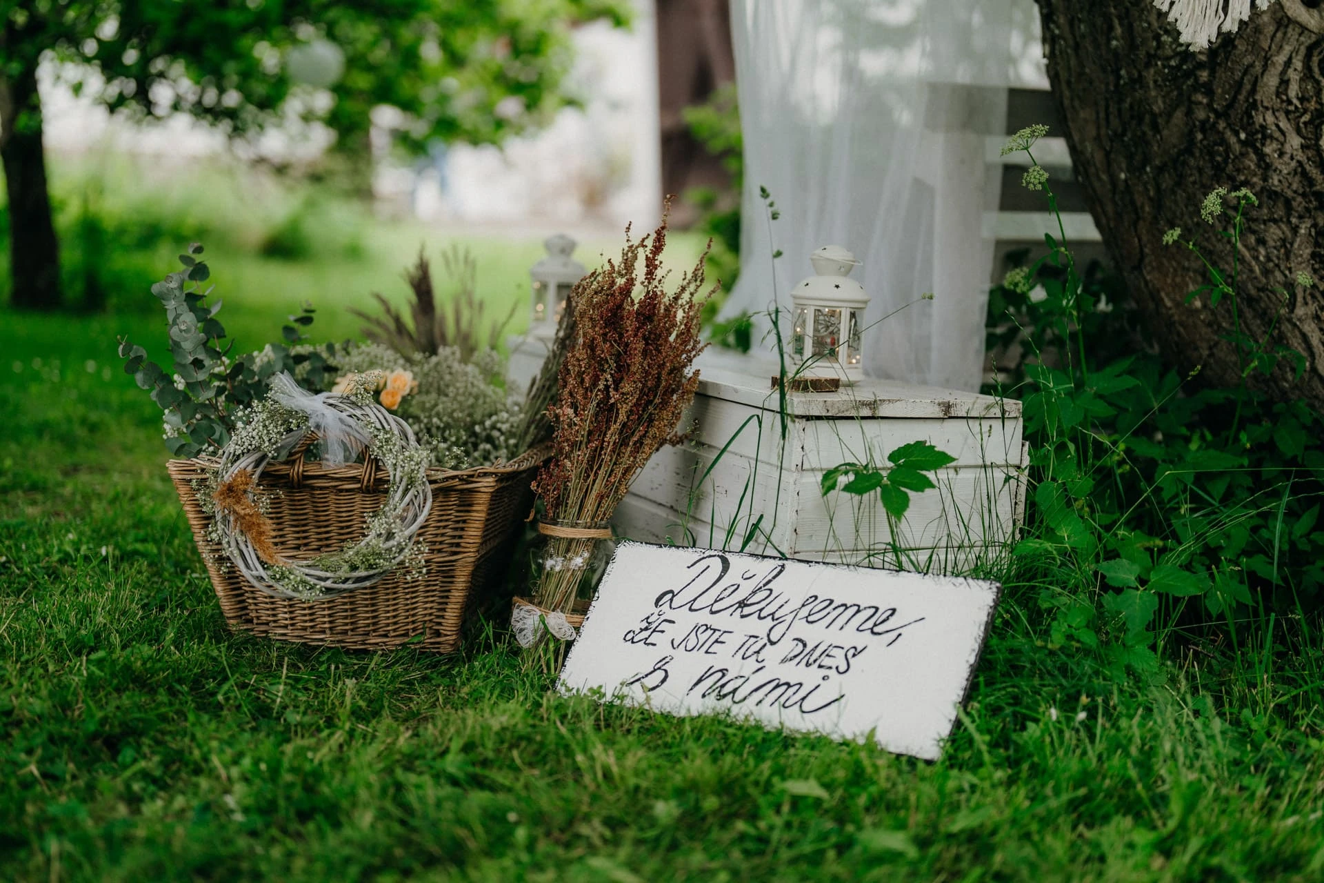 Svatba na samotě u&nbsp;lesa - foto 145