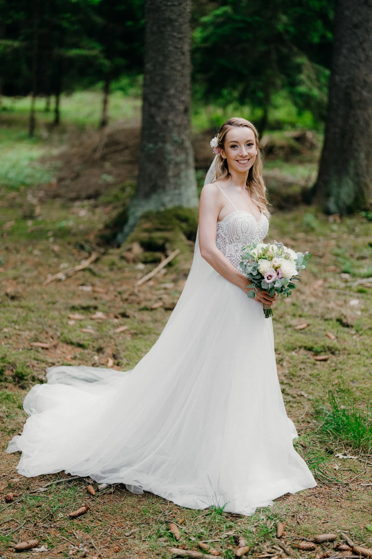 Svatba na samotě u&nbsp;lesa - foto 169