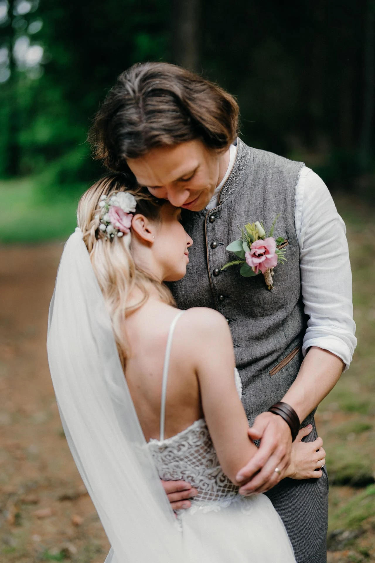 Svatba na samotě u&nbsp;lesa - foto 61