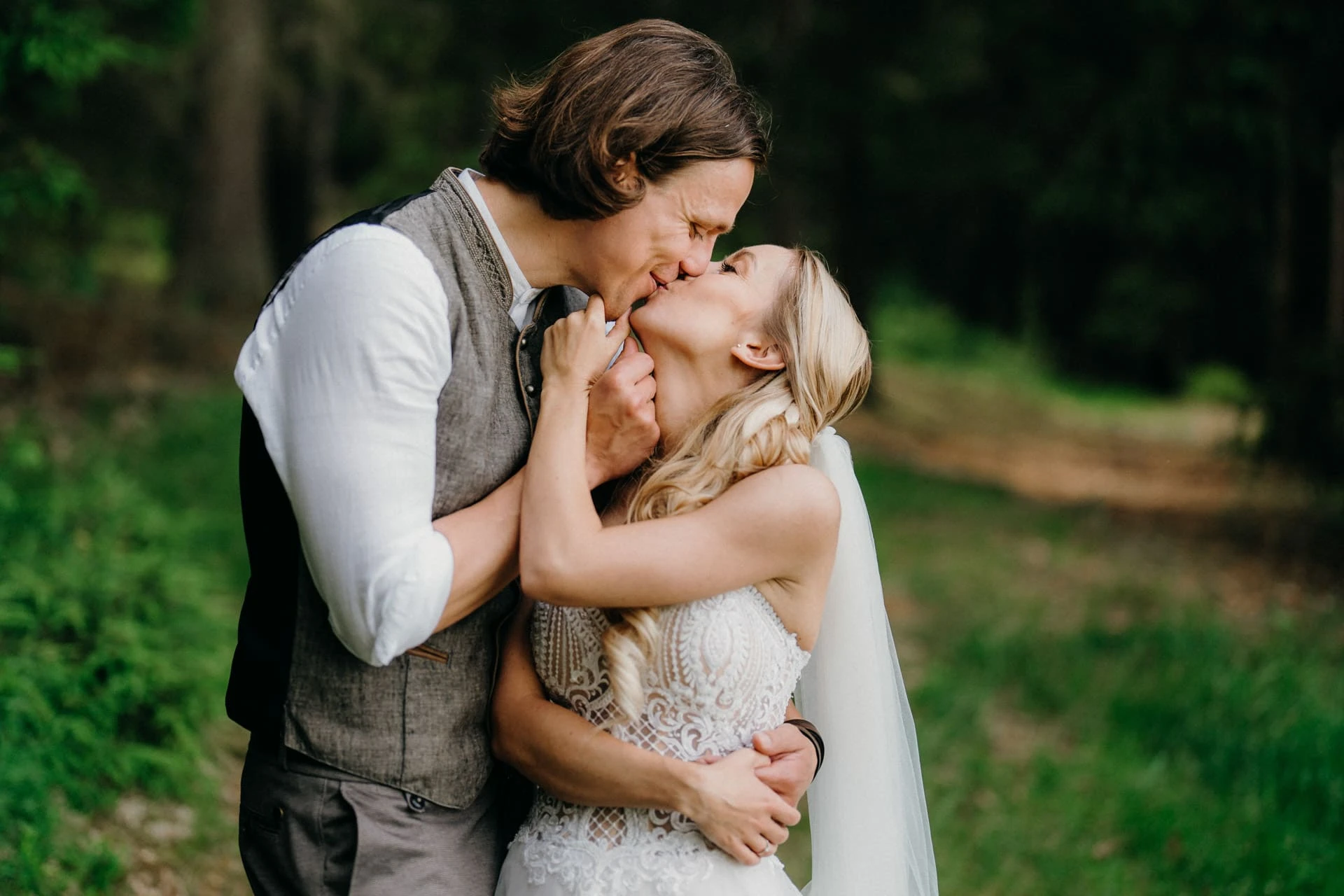 Svatba na samotě u&nbsp;lesa - foto 56