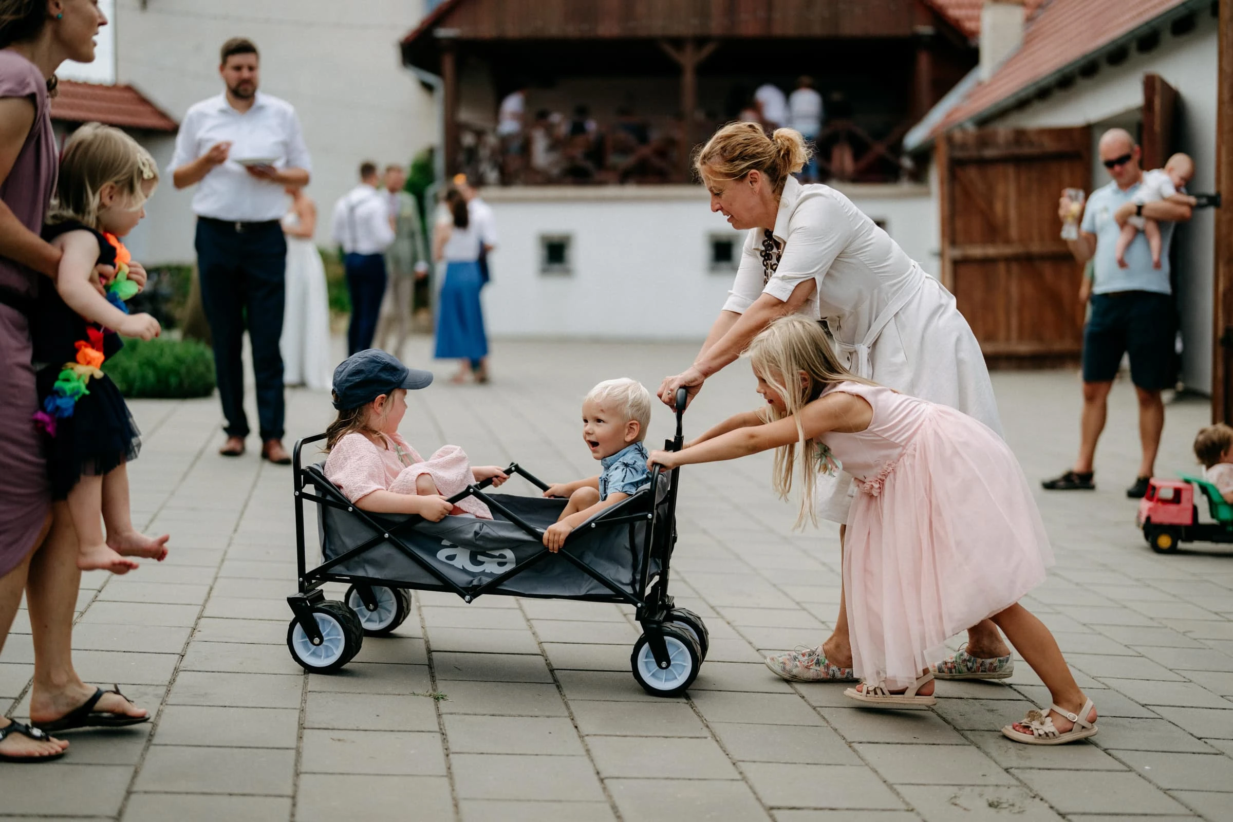 Svatba Samota Karlov - foto 29