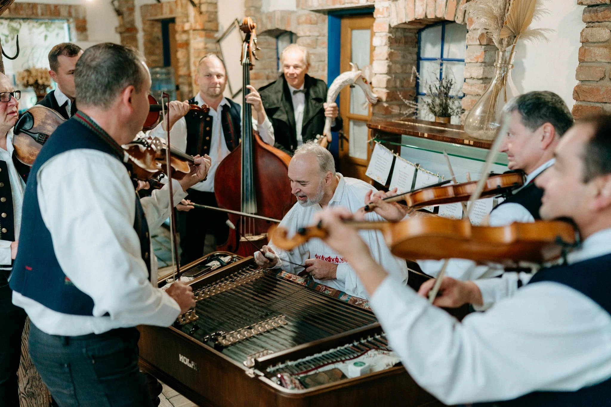 Svatba na rybníku - foto 88