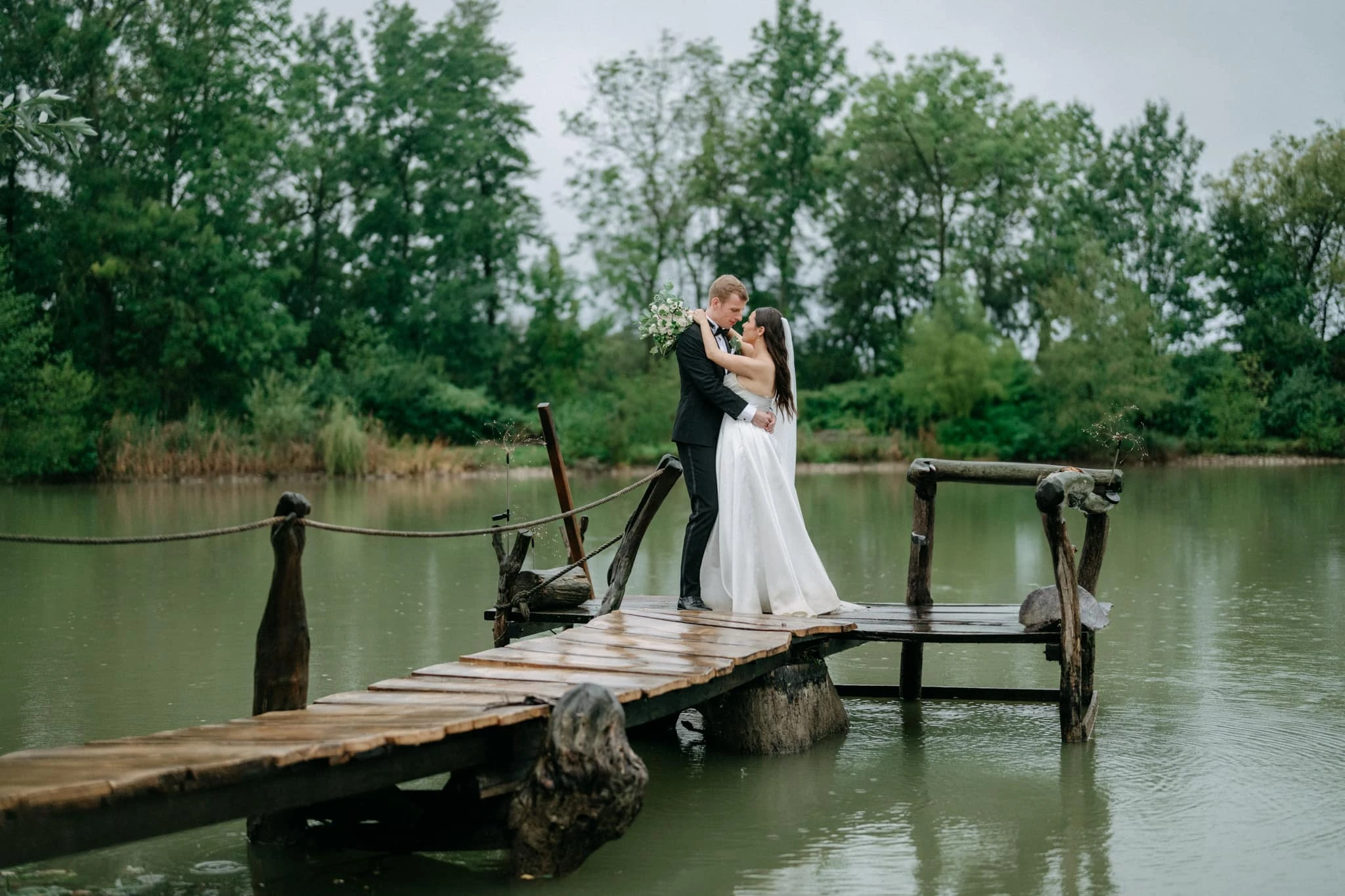 Svatba na rybníku - foto 31