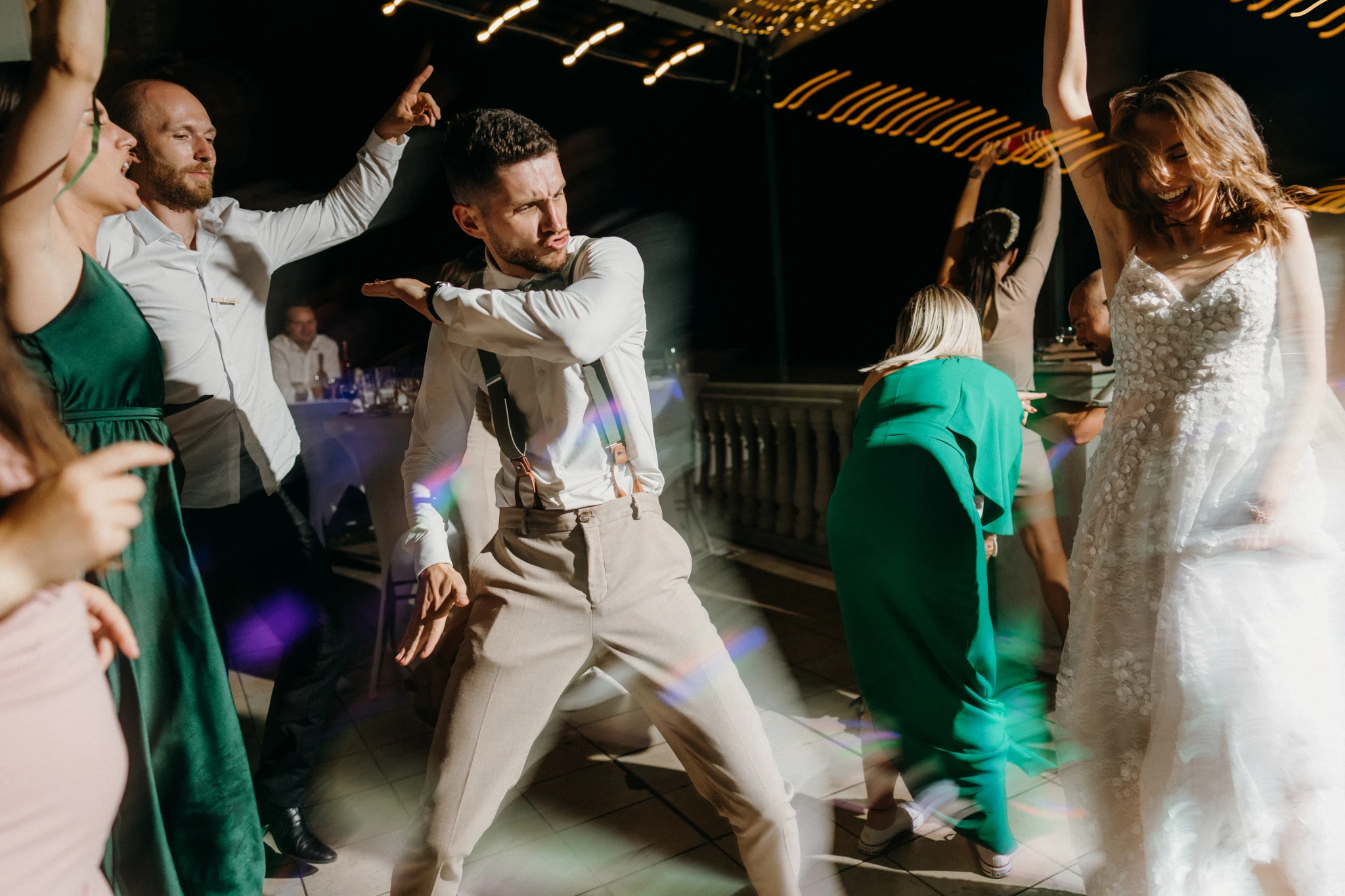 Ženich a nevěsta při obřadu