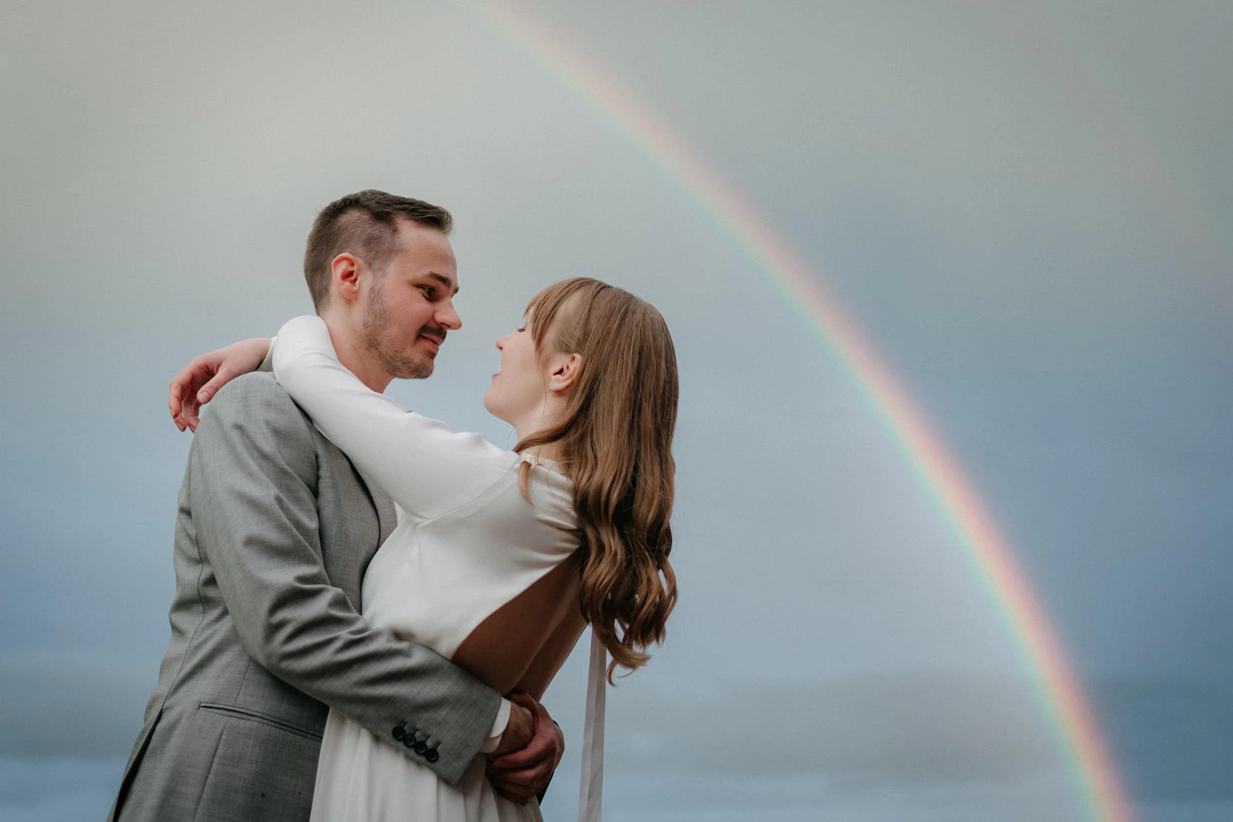 Ženich a nevěsta při obřadu