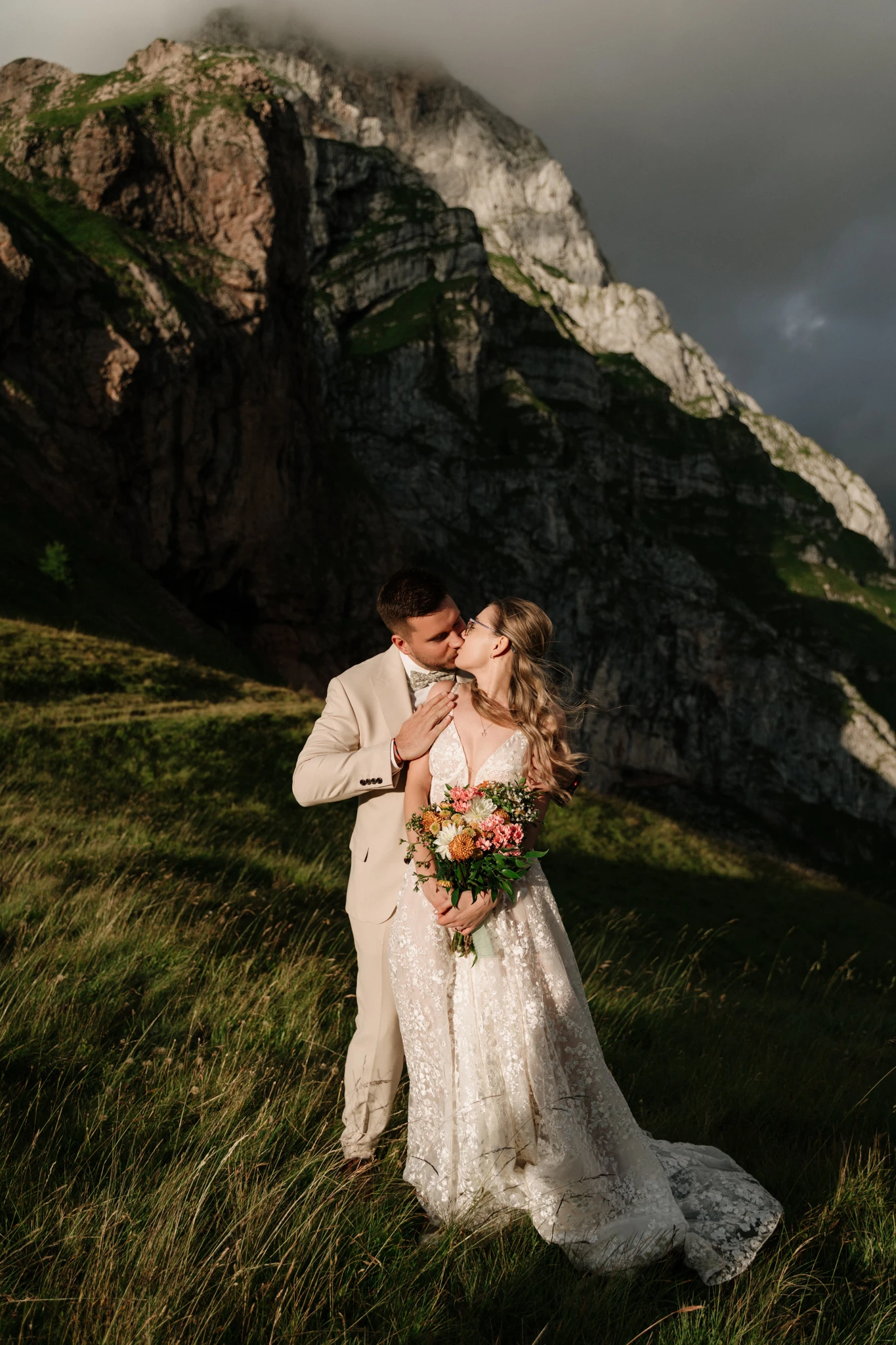 Svatební portréty z Alp - foto 17