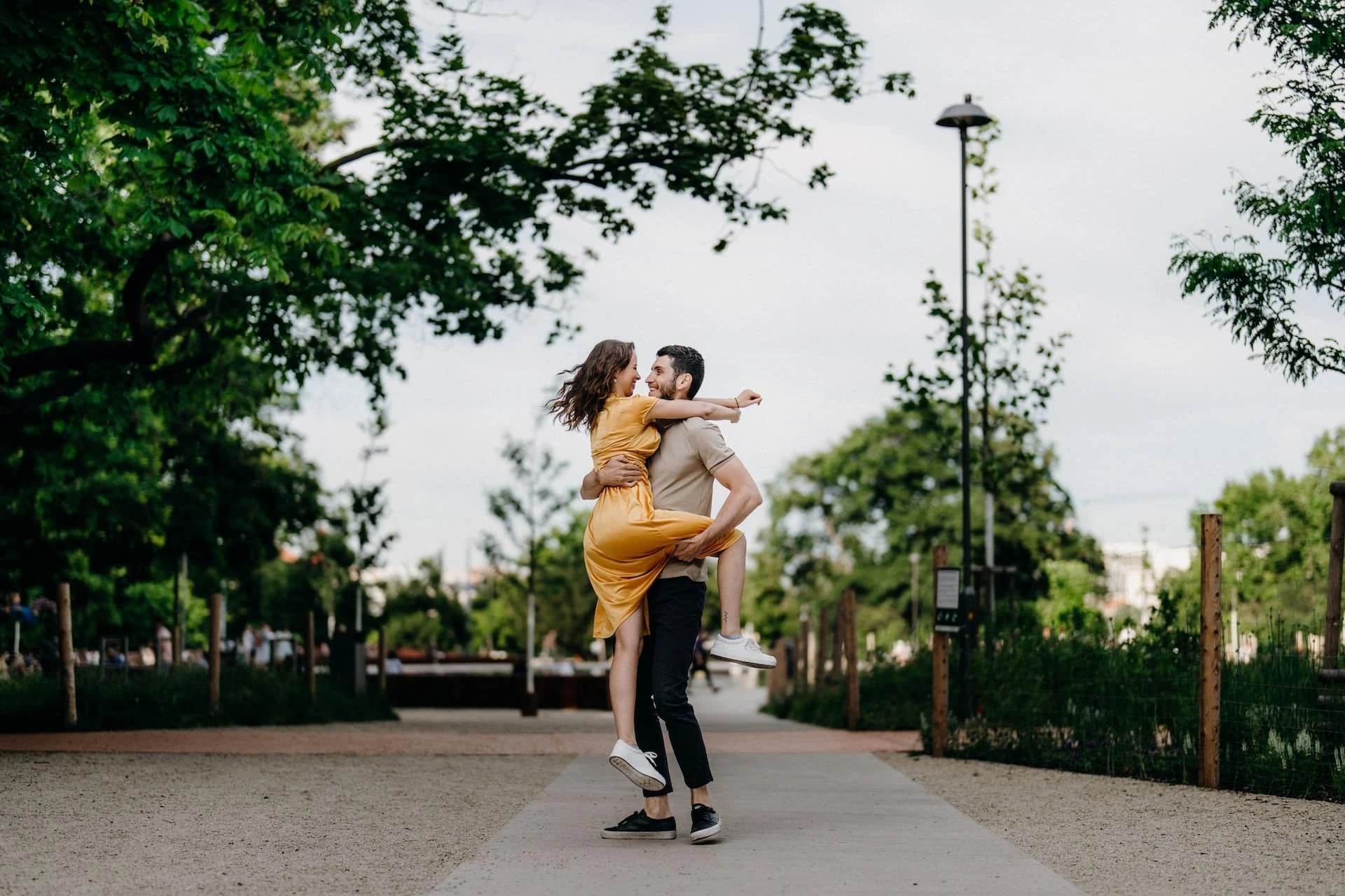 Předsvatební focení v&nbsp;centru Brna - foto 12