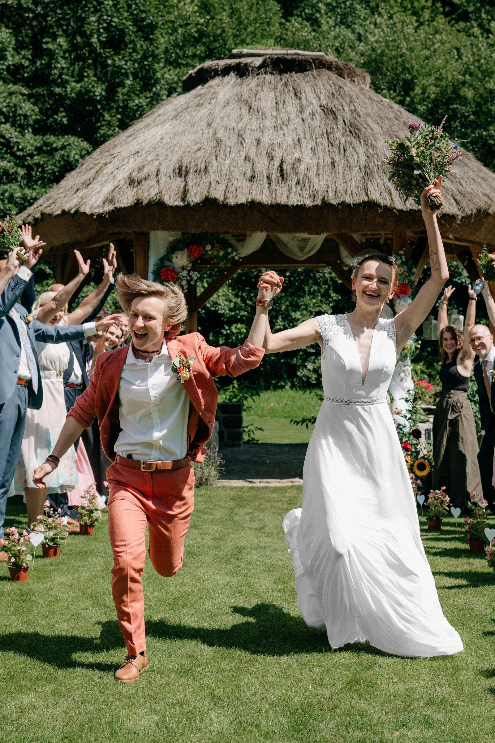 Svatební fotografie - venkovní svatba