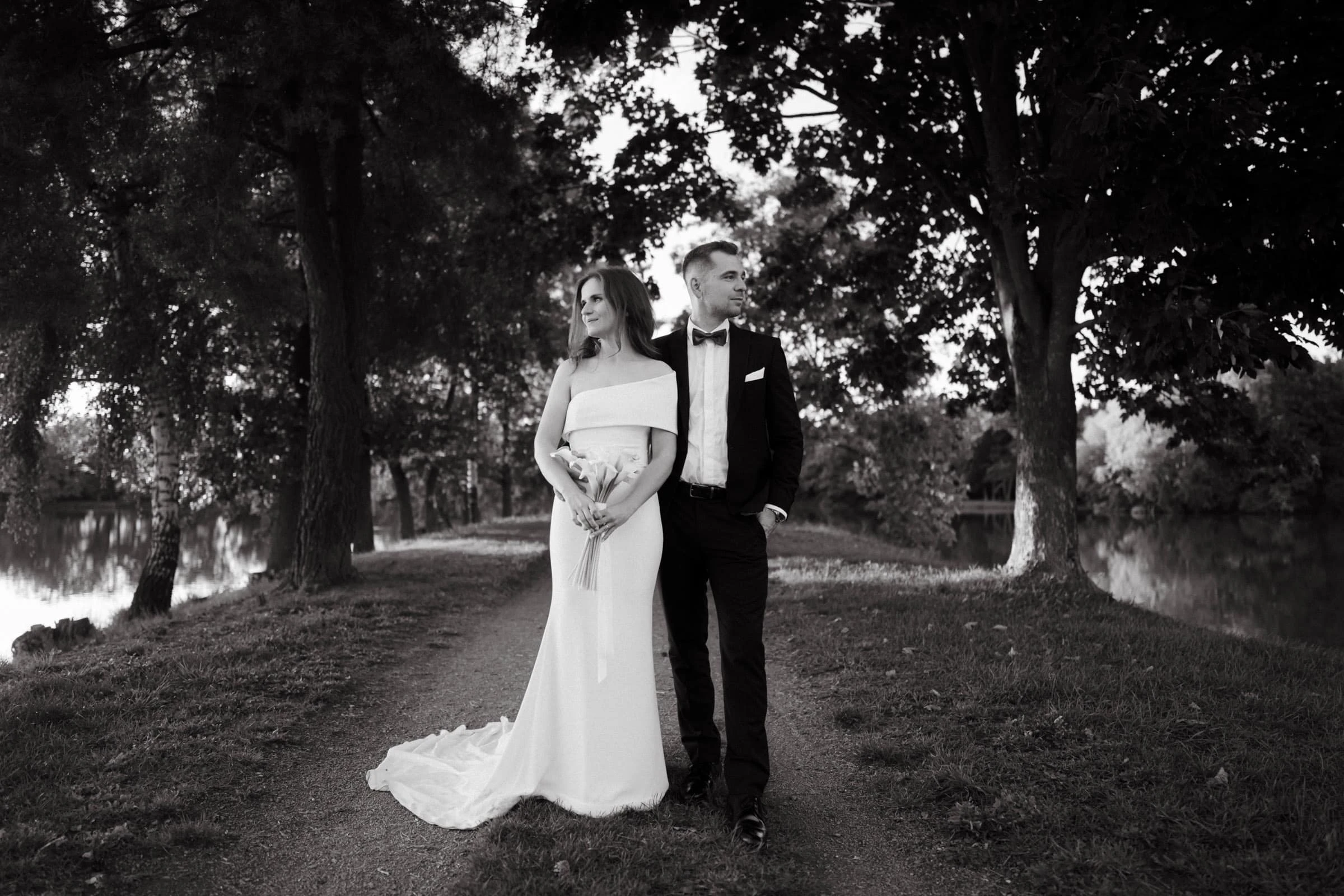 Ženich a nevěsta při obřadu